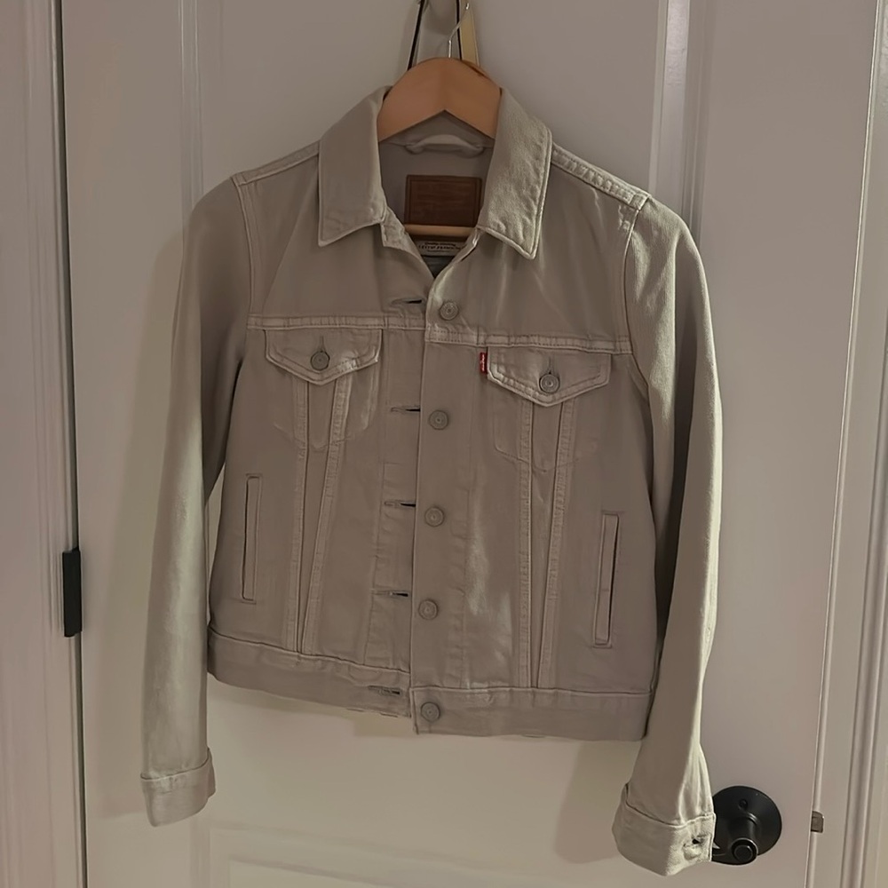 Levi’s Mushroom Colorway Jean Jacket